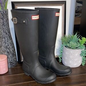 Hunter The Original Tall Black Rain Boots Size 7